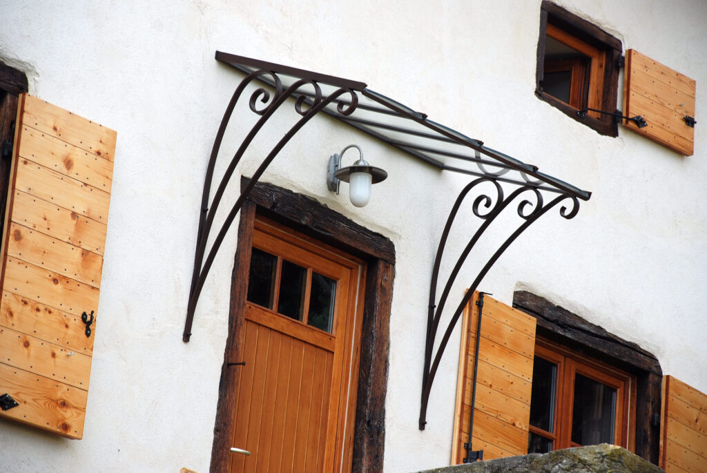 Marquise noir style ancien